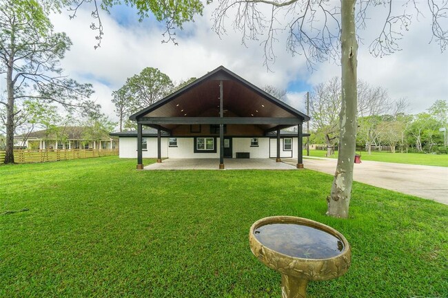 Foto del edificio - 2323 Anders Ln