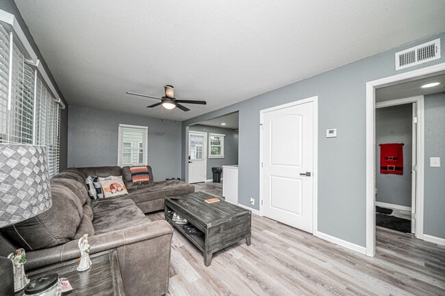 Building Photo - Please View 3D Virtual Walk-Through Before...