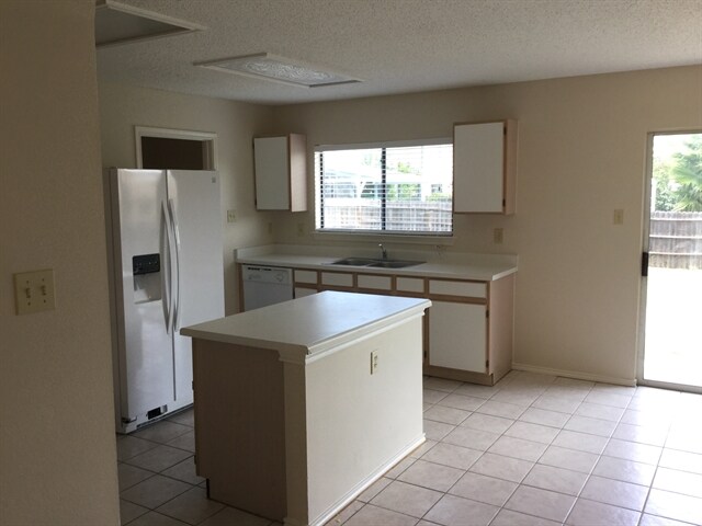 Building Photo - 6491 Beech Trail Dr