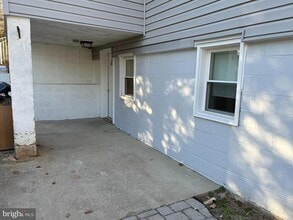 Building Photo - 2851 New Windsor Rd