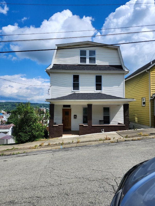 Primary Photo - 420 Summit Ave