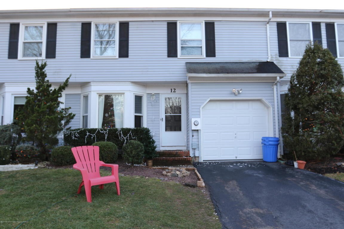 12 Carriage Ln, Englishtown, NJ 07726 Condo for Rent in Englishtown