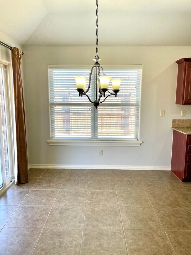 Foto del edificio - 3 Bedroom home near Pleasant Grove Road!