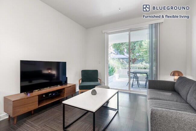 Building Photo - 13488 Maxella Ave