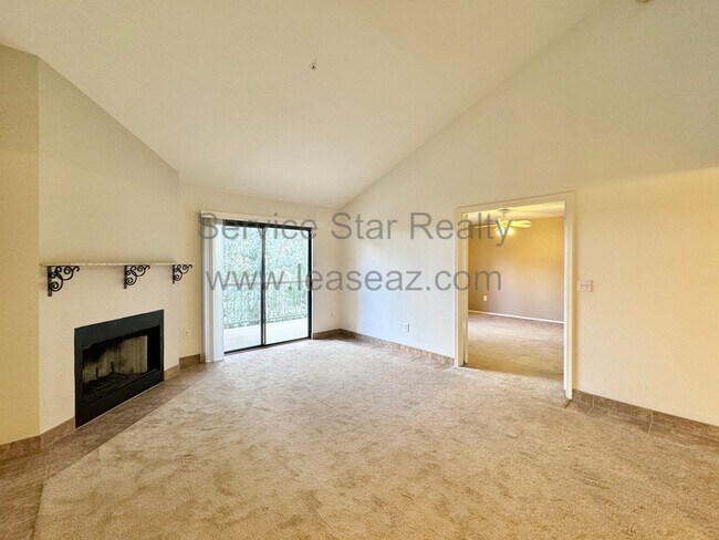 Foto del edificio - 9450 N 95th St