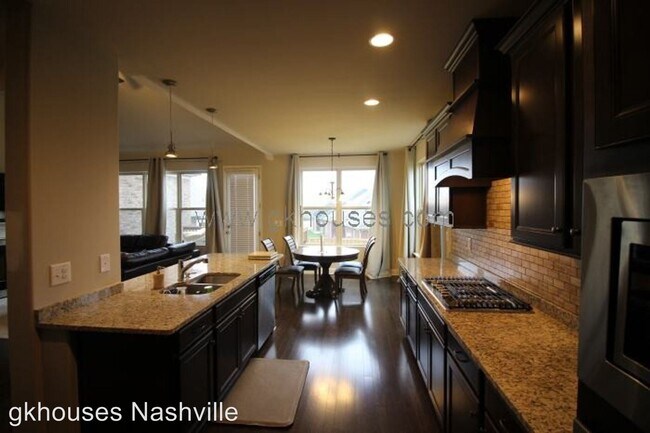 Foto del edificio - 2951 Stewart Campbell Pointe