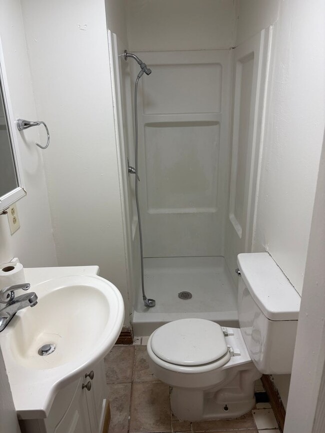 Photo - 668 N Lindell Ave Apartment