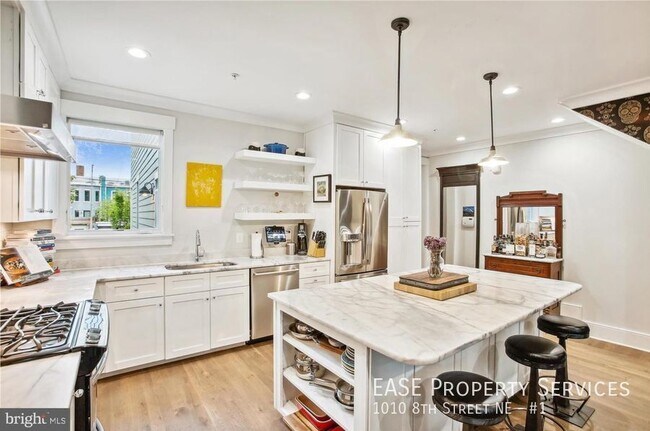 Foto del edificio - 1010 8th St NE