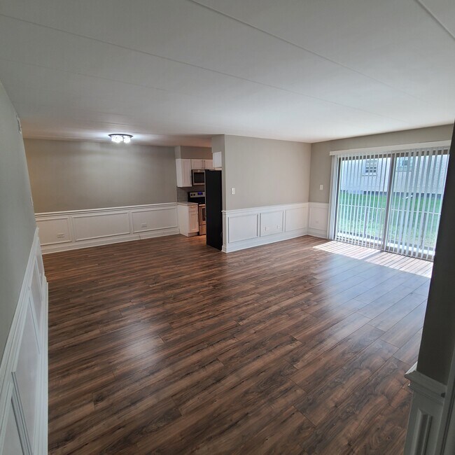 10607 Southwest Hwy Unit 1 D, Worth, IL 60482 Condo for Rent in Worth