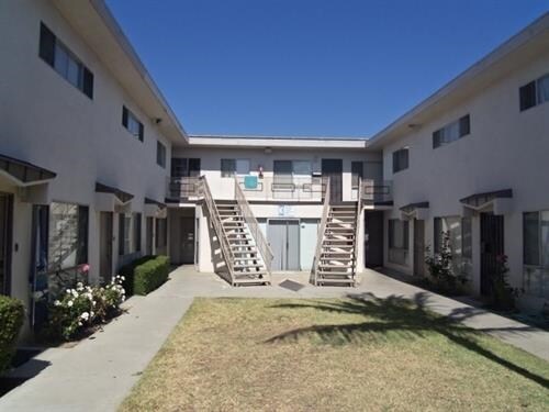 Building Photo - 14800 S Berendo Ave