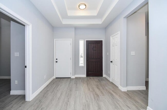 Building Photo - 10322 Rancho Bernardo Ln
