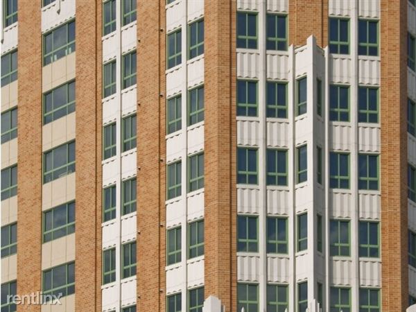 Building Photo - 500 N Santa Rosa St