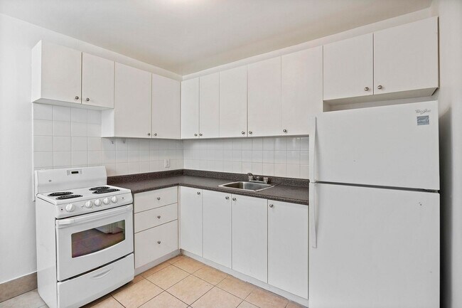 Building Photo - East York Apartments