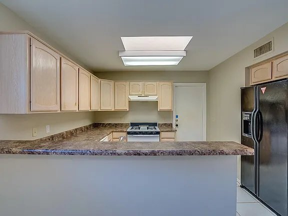 Foto del edificio - 4512 E Grove Ave