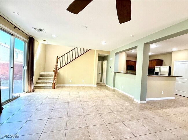 Foto del edificio - 5580 Spiceberry Dr