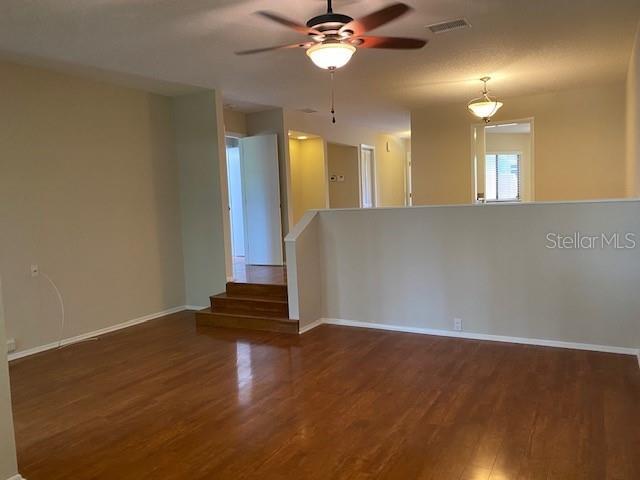 Foto del edificio - 456 Lakeview Dr