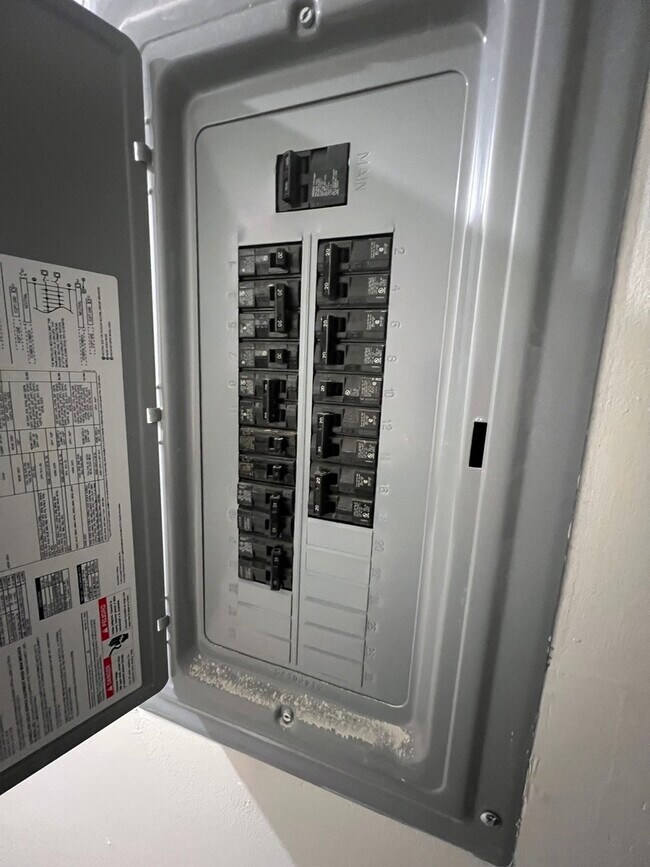 Foto del edificio - 737 N Central Ave