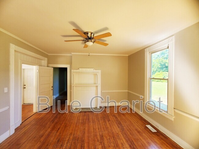 Foto del edificio - 303 Broad St W