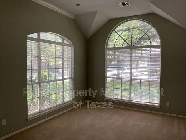 Building Photo - 12732 Withers Way