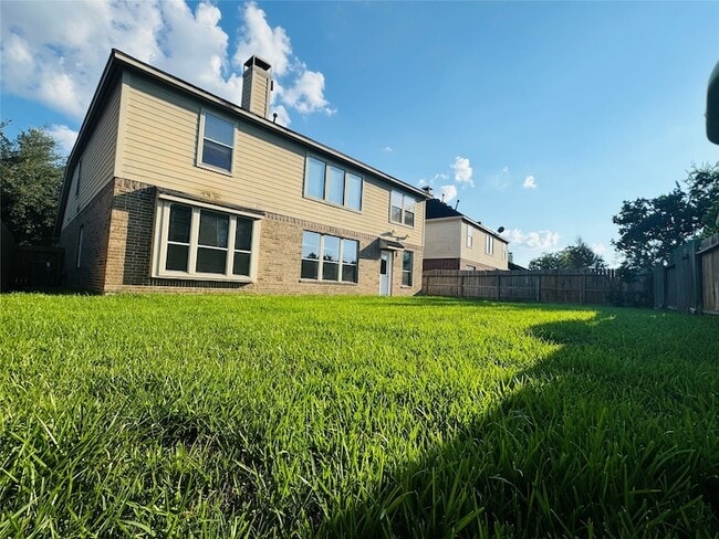Building Photo - 931 Sierra Springs Ln