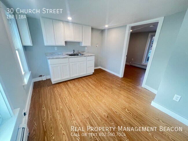 Building Photo - 1 BR/1 BA $1375 includes heat and hot water