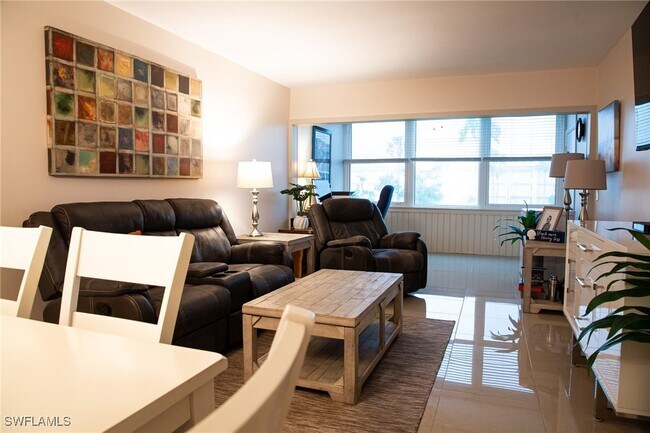 Foto del edificio - 1724 Pine Valley Dr