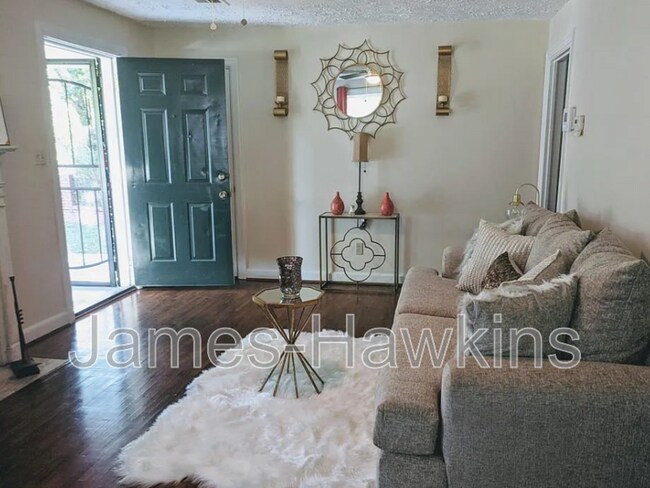 Foto del edificio - 22 W Cromwell St