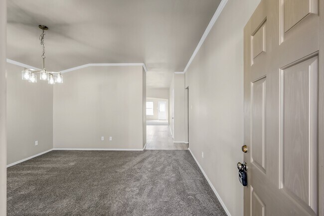 Building Photo - 3139 Lodgemist Ln