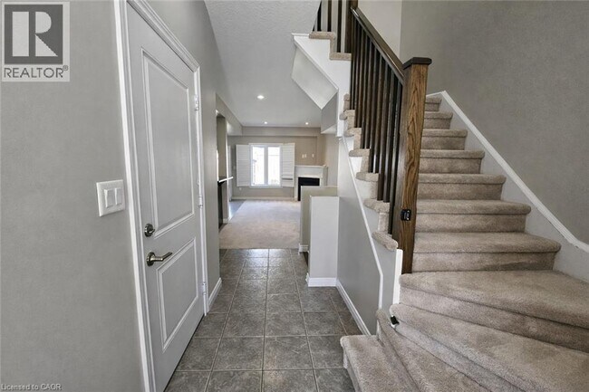 Building Photo - 31 Serenity Ln
