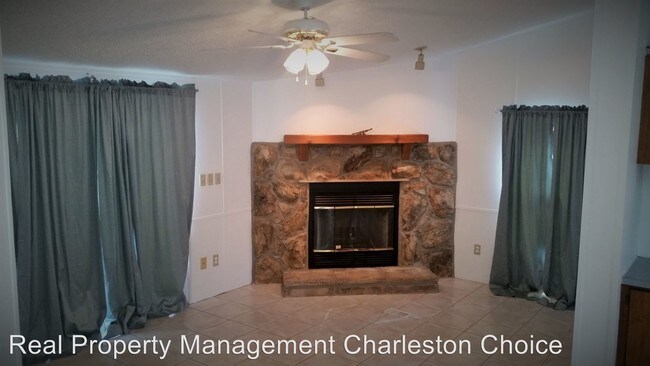 Foto del edificio - 3 br, 2 bath House - 6284 Hyde Park Road