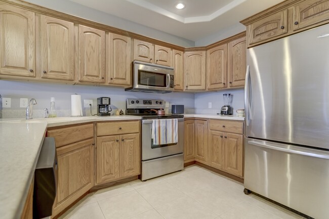 Building Photo - 3303 Mackinaw Ln