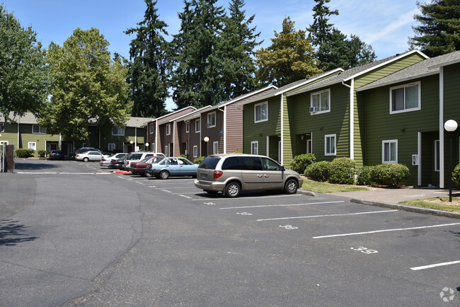 Building Photo - Kinnaman Townhomes