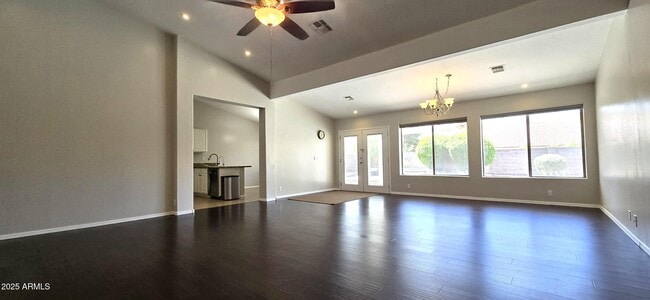 Building Photo - 4117 W Menadota Dr