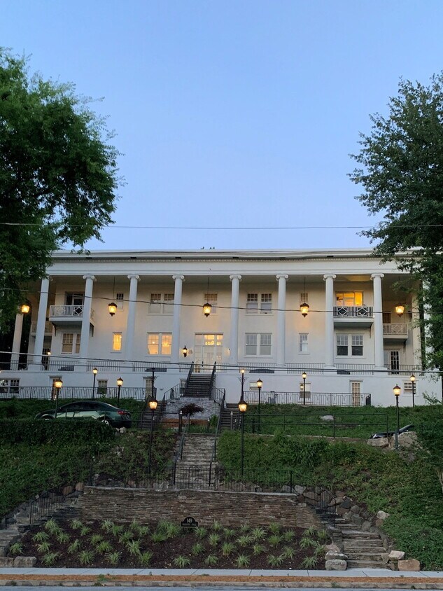 Photo - 169 Peachtree Circle Northeast