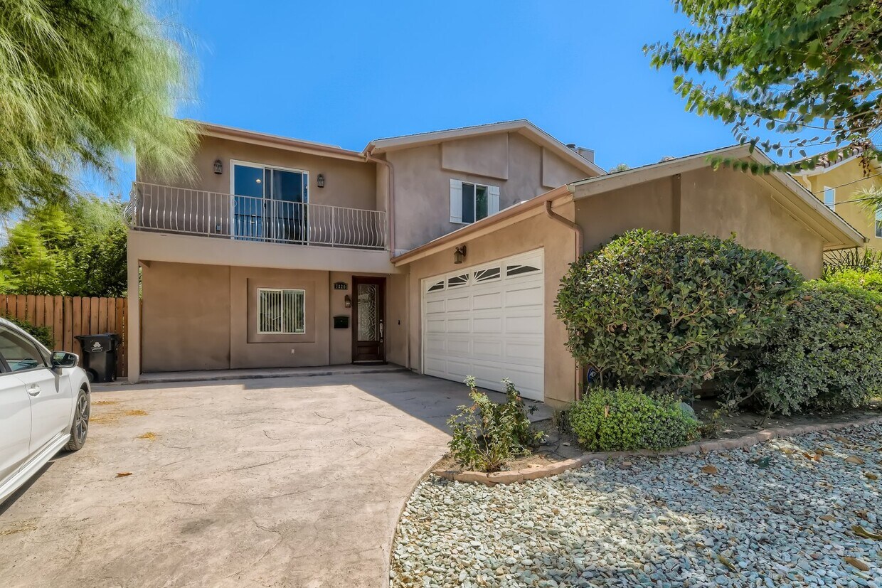 7820 Mason Ave, CA 91306 House for Rent in CA