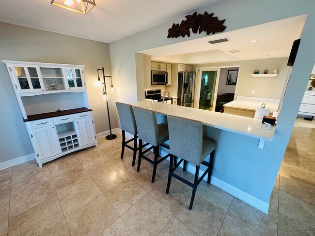 Building Photo - 4302 Sunray Ct