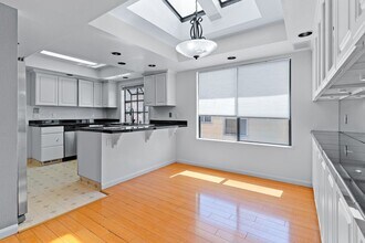 Building Photo - 24531 Margaret Dr