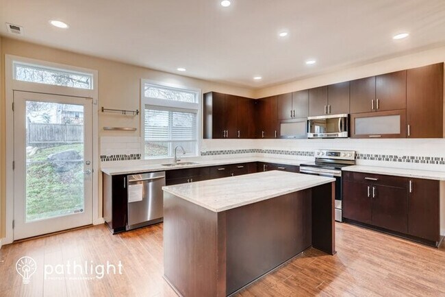 Foto del edificio - 4319 South 10th Street, Tacoma, WA, 98405