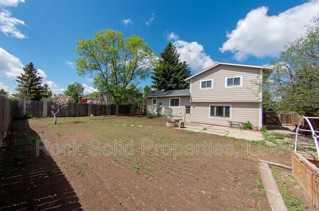 Building Photo - 7231 Bomar Dr