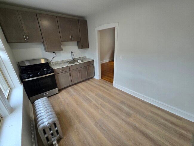 Foto del edificio - 4831 N Springfield Ave