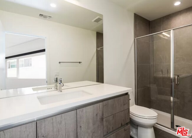 Foto del edificio - 1434 10th St