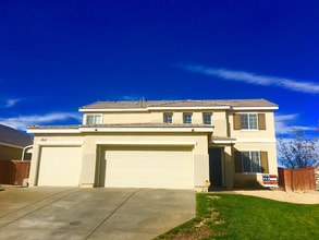 Building Photo - 2329 Driftwood Dr