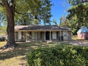 Building Photo - 3712 Dove Call Cove