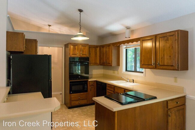 Foto del edificio - 2 br, 2 bath House - 22 Glen Crest Dr