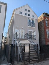 Building Photo - 714 N Elizabeth St