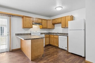 Building Photo - 600-602 Lamont Dr