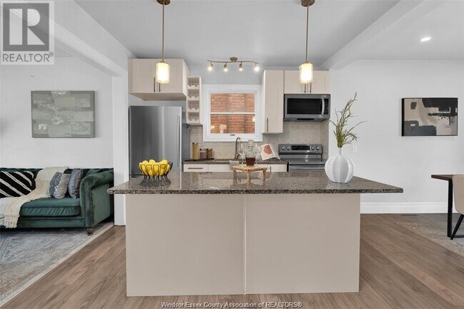 Building Photo - 1509 Hall Ave