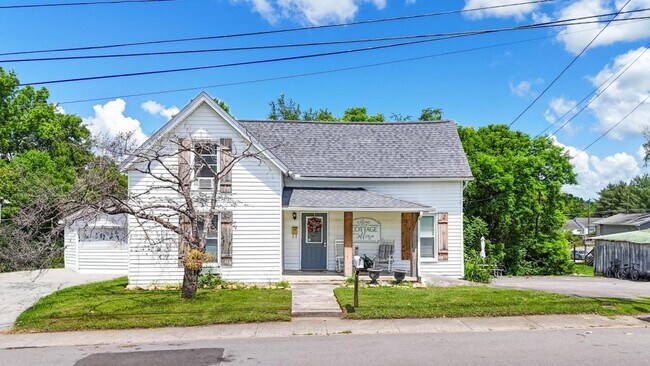 Foto del edificio - 714 E Jefferson St