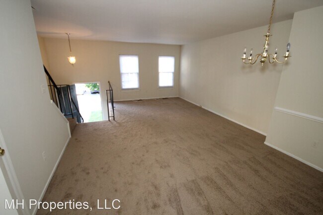 Building Photo - 3 br, 3.5 bath House - 602 Ivy League Lane
