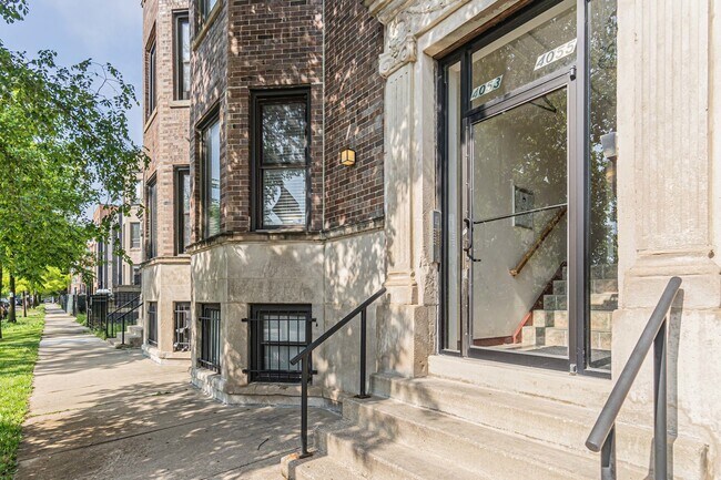 Foto del edificio - 4053 S Calumet Ave